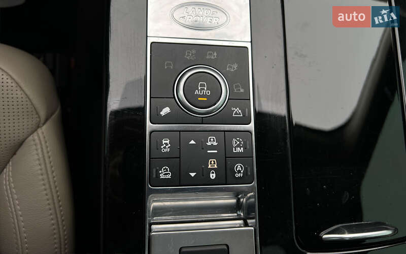 Внедорожник / Кроссовер Land Rover Discovery 2017 в Львове