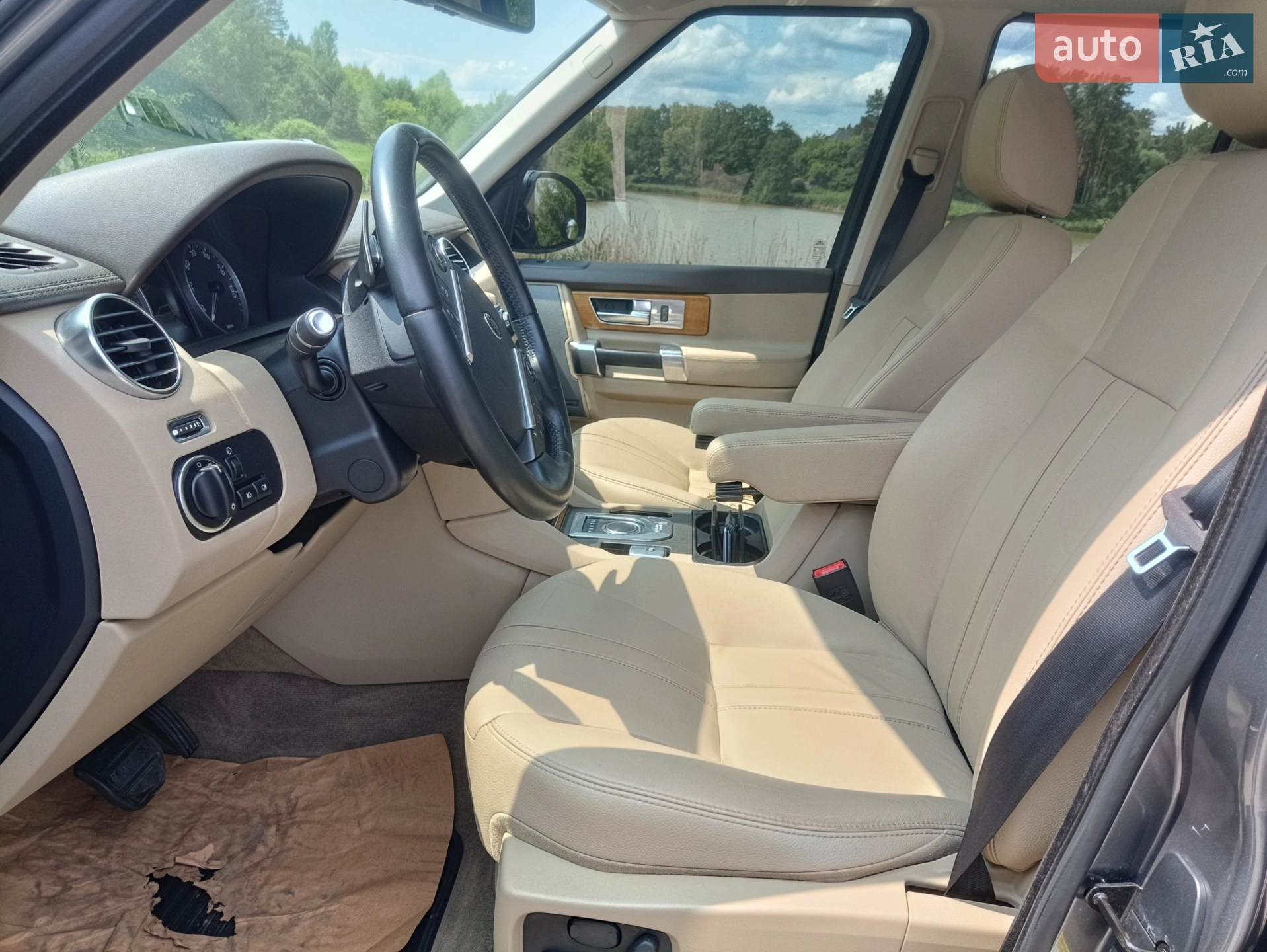 2016 Land Rover Discovery - мініатюра 22