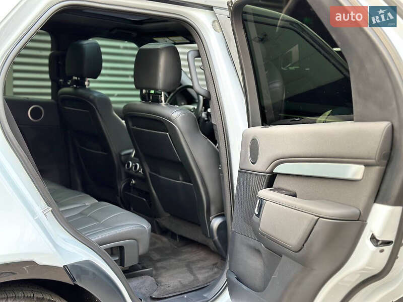 Внедорожник / Кроссовер Land Rover Discovery 2019 в Киеве