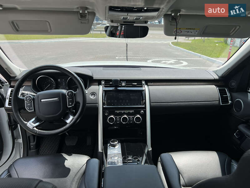 Позашляховик / Кросовер Land Rover Discovery 2017 в Києві