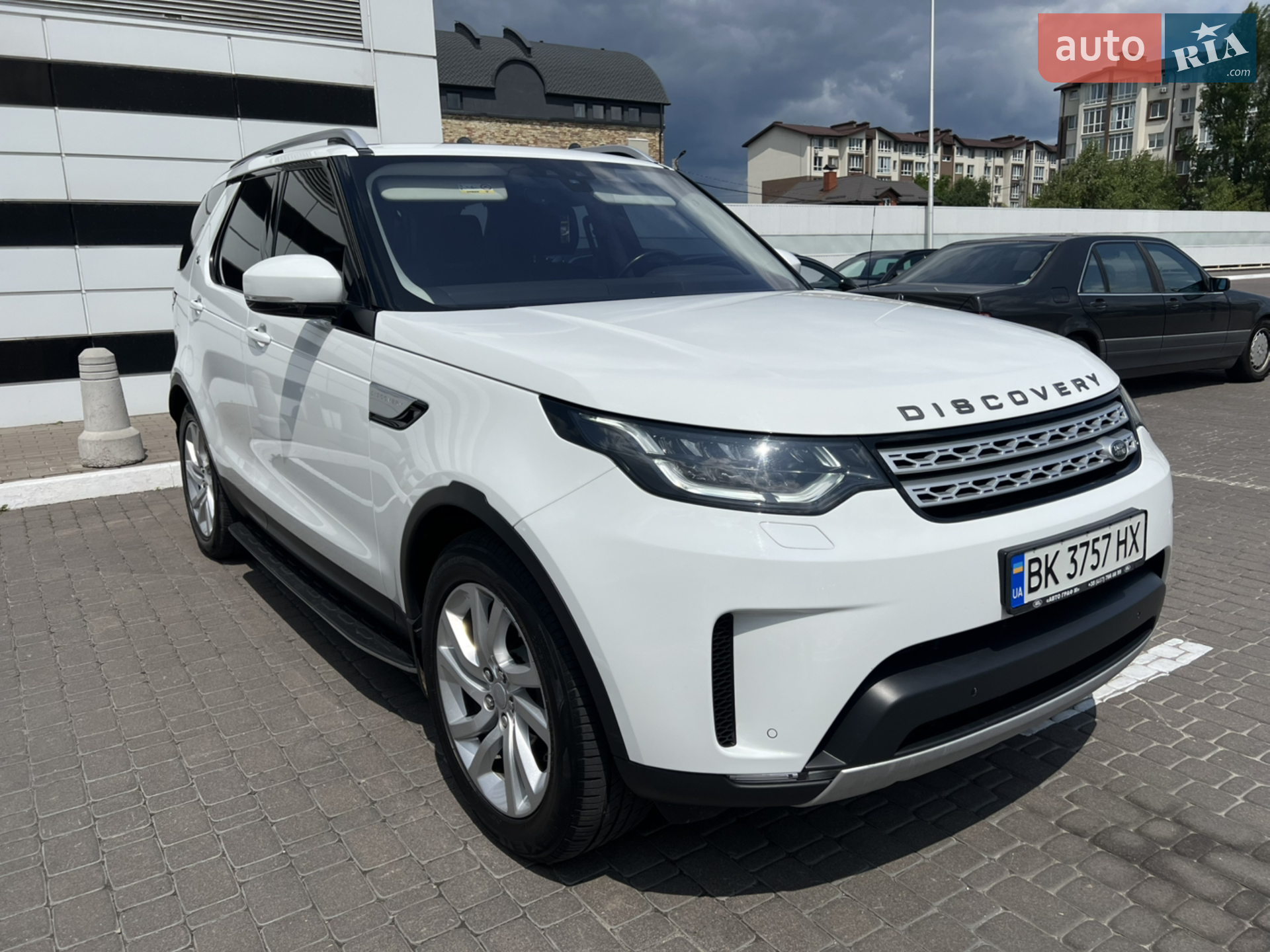 2017 Land Rover Discovery - мініатюра 3