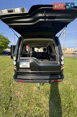 Внедорожник / Кроссовер Land Rover Discovery 2015 в 