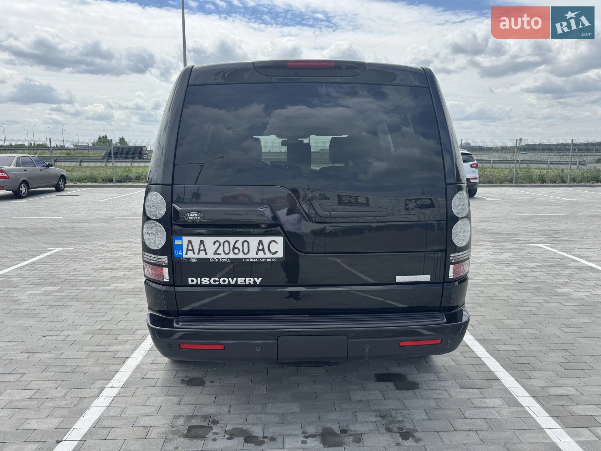 2016 Land Rover Discovery - мініатюра 3