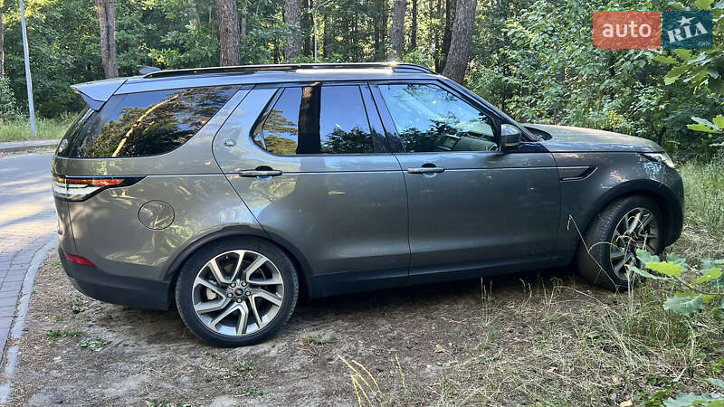 Land Rover Discovery 2018