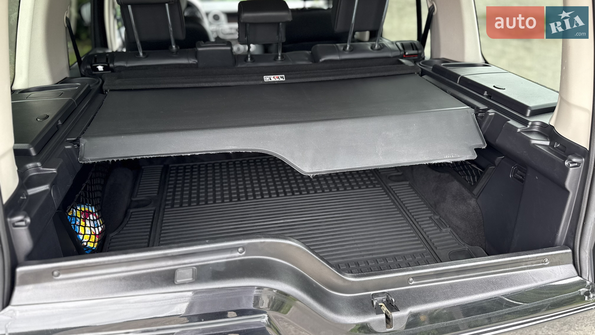 2016 Land Rover Discovery - мініатюра 27
