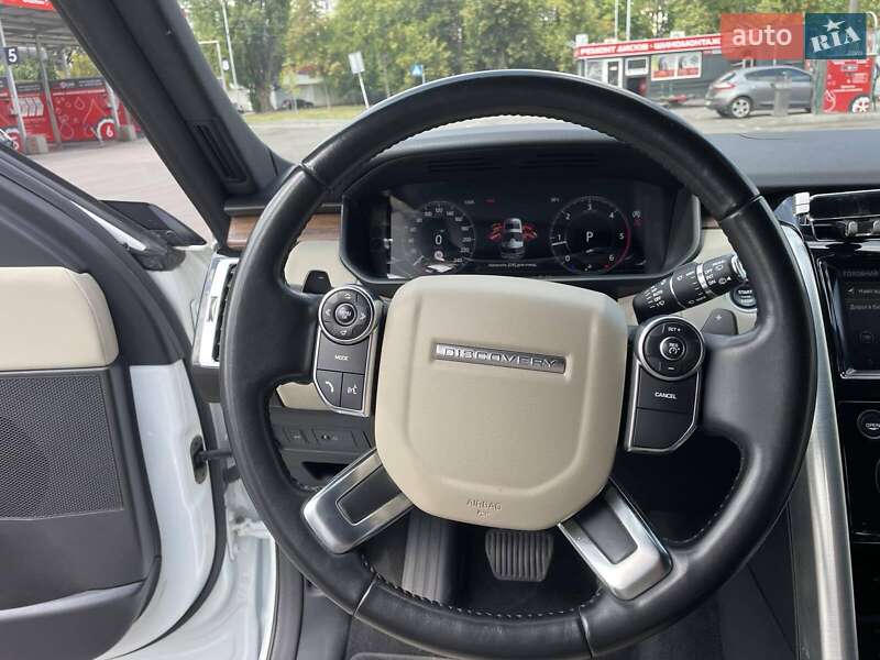 Внедорожник / Кроссовер Land Rover Discovery 2018 в Киеве