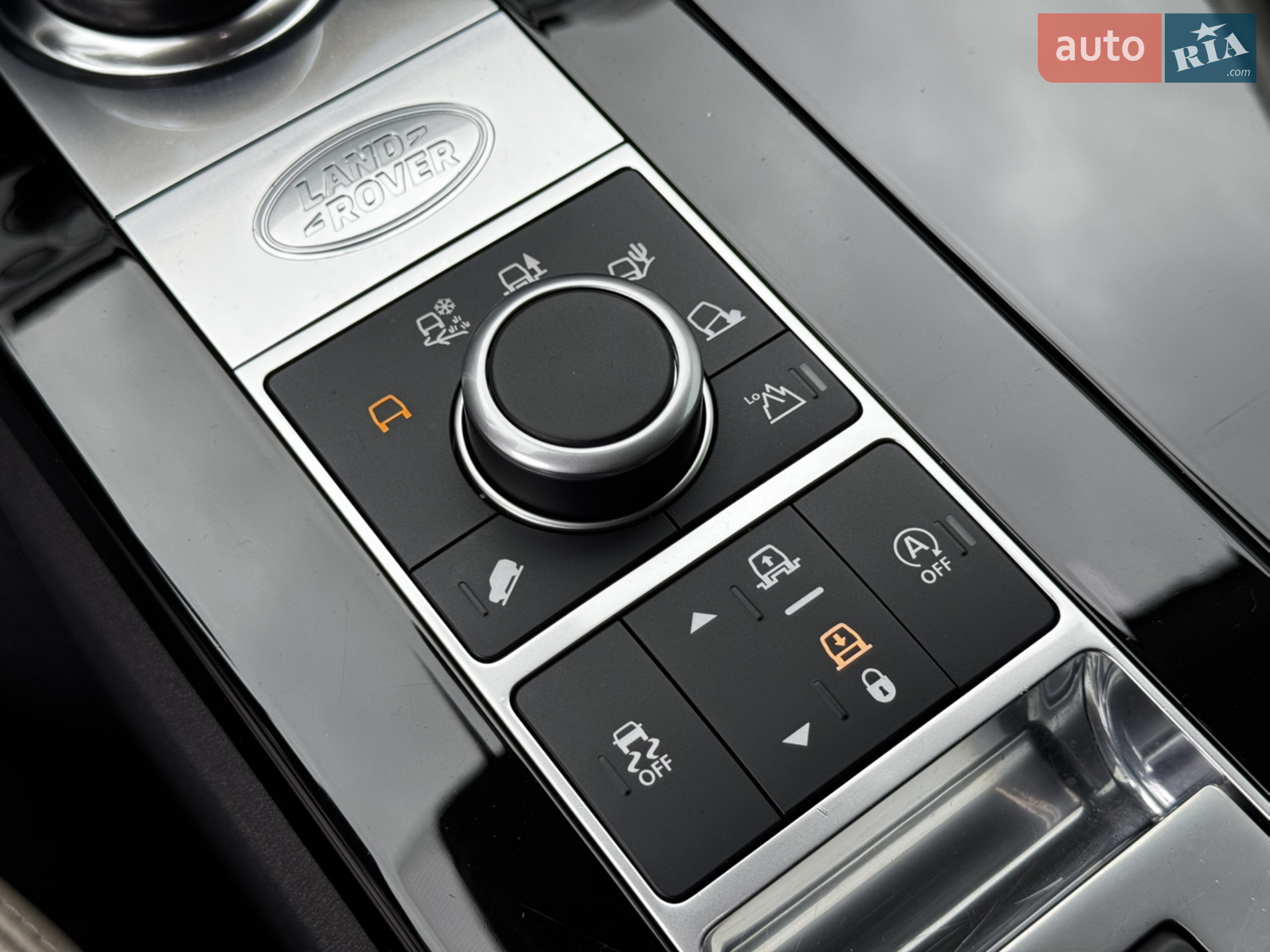 2019 Land Rover Discovery - мініатюра 66