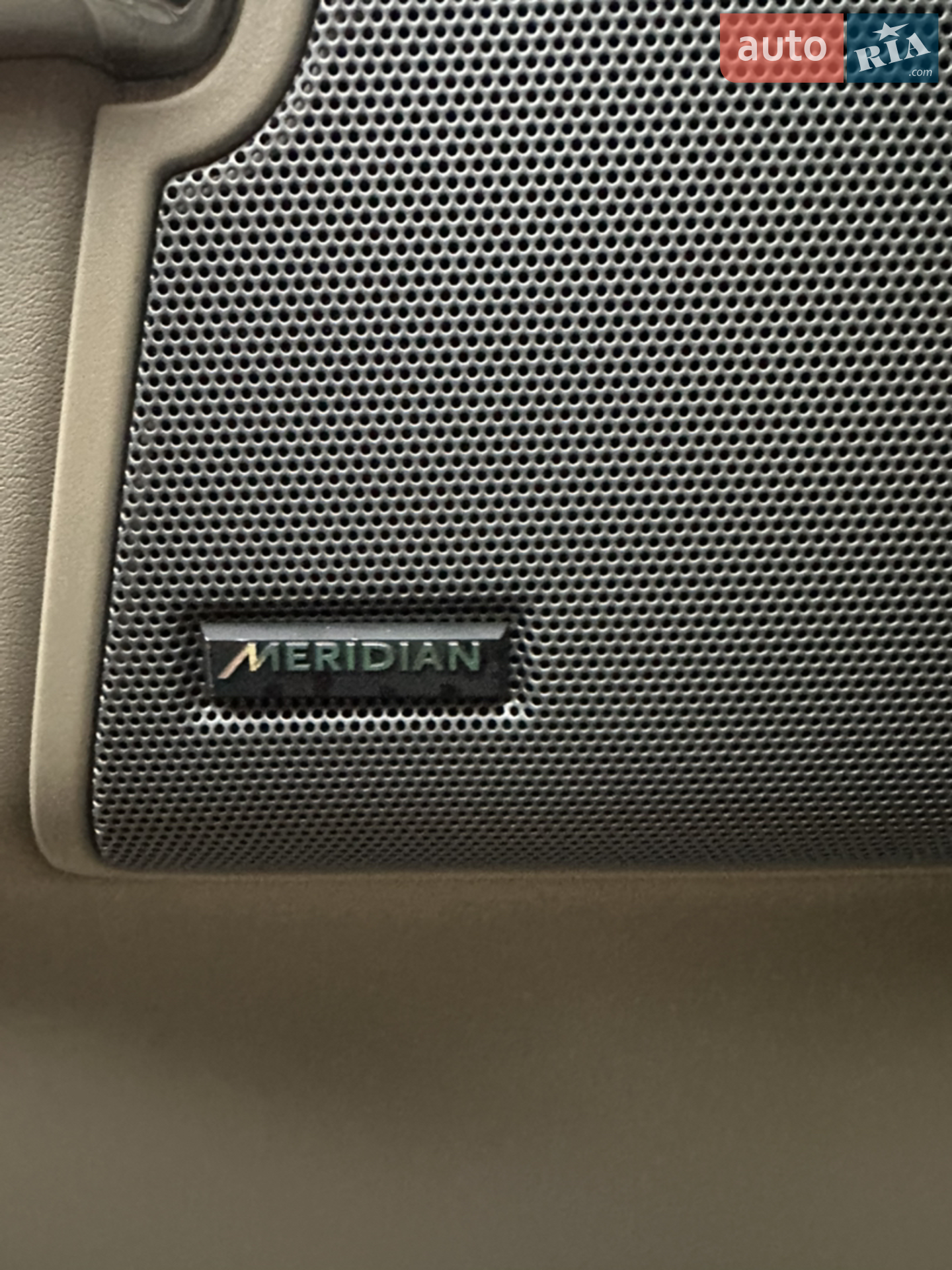 2014 Land Rover Discovery - мініатюра 12