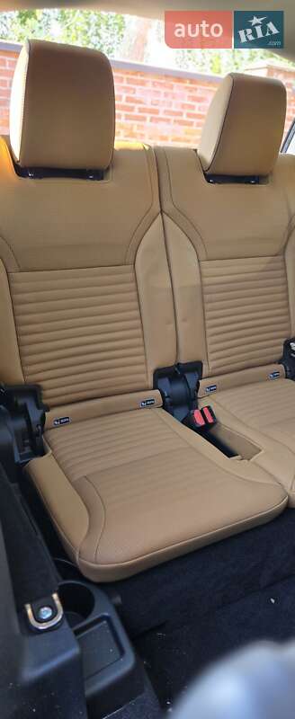 Позашляховик / Кросовер Land Rover Discovery 2019 в Києві