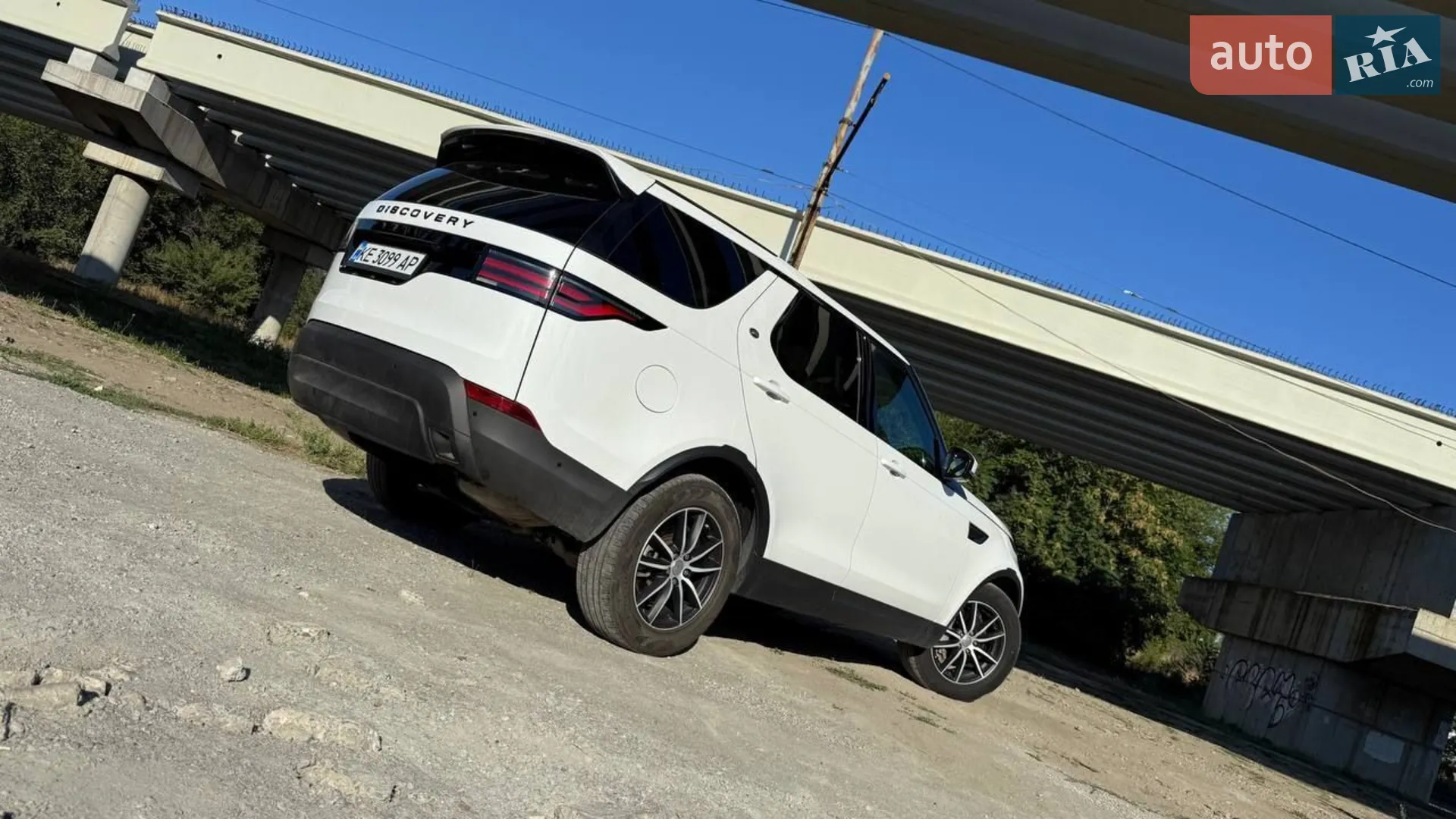 2018 Land Rover Discovery - мініатюра 32