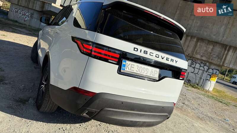 Позашляховик / Кросовер Land Rover Discovery 2018 в Дніпрі