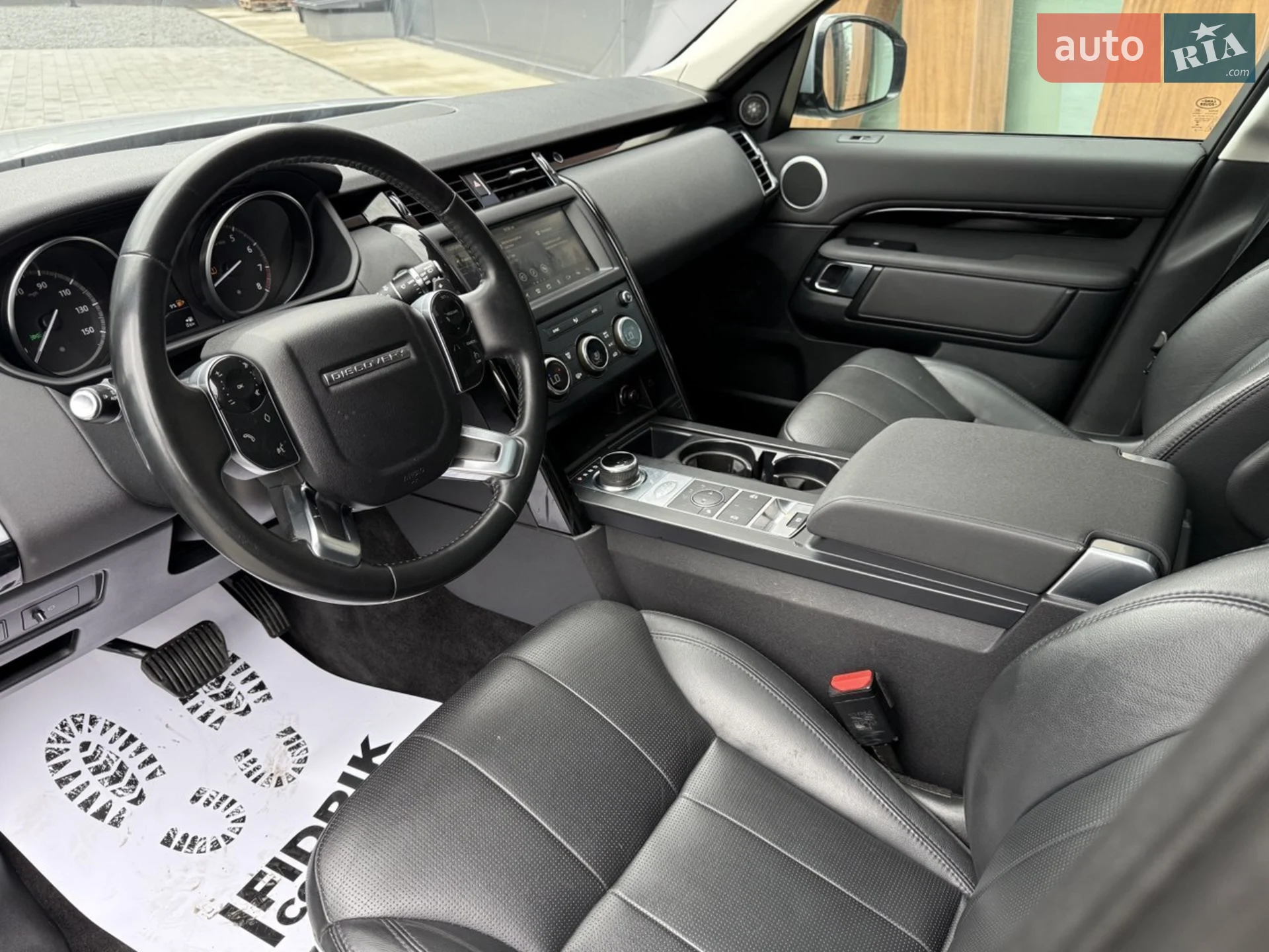 2018 Land Rover Discovery - мініатюра 9