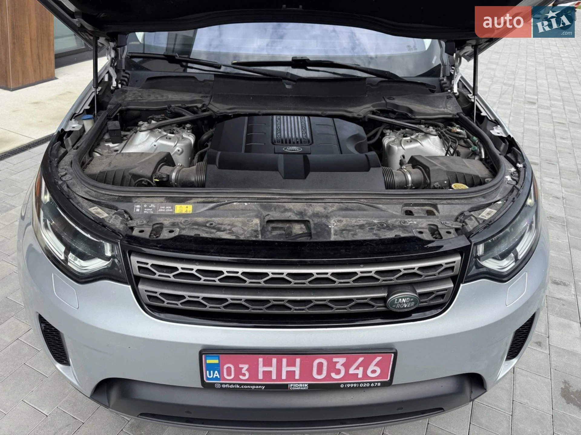 2018 Land Rover Discovery - мініатюра 18
