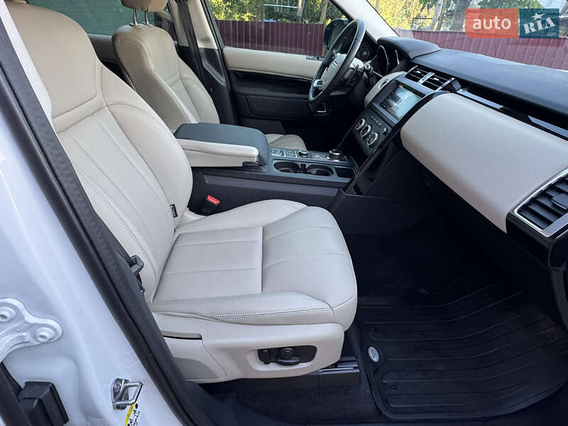 Внедорожник / Кроссовер Land Rover Discovery 2019 в Киеве фото 25 Внедорожник / Кроссовер Land Rover Discovery 2019 в Киеве
