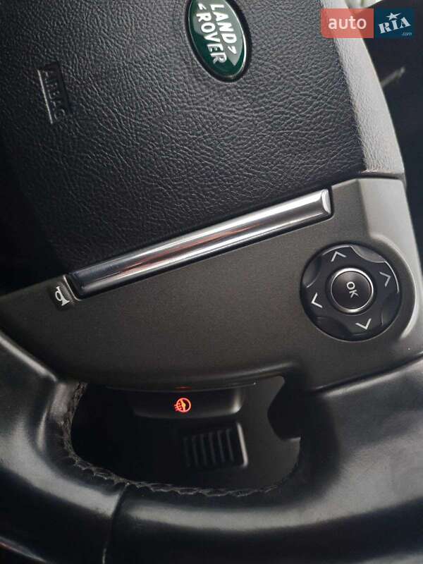 Позашляховик / Кросовер Land Rover Discovery 2013 в Києві фото 32 Позашляховик / Кросовер Land Rover Discovery 2013 в Києві