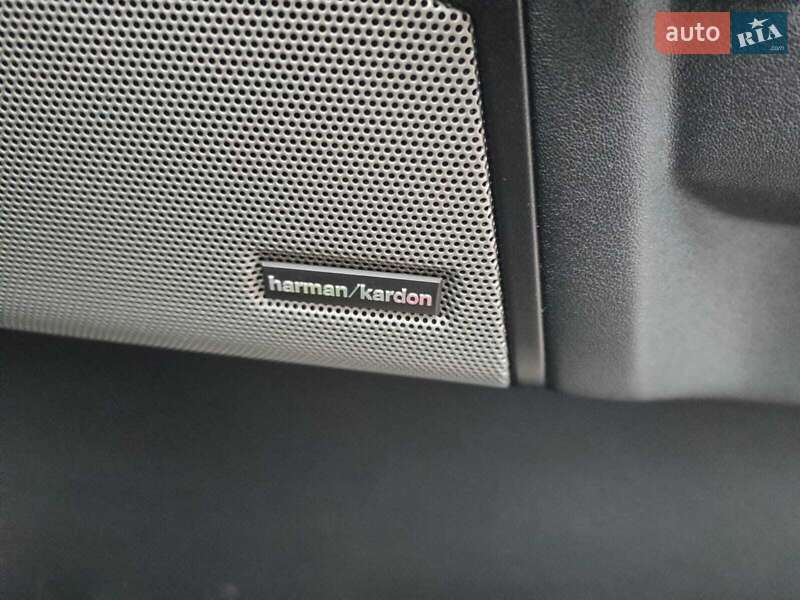 Позашляховик / Кросовер Land Rover Discovery 2013 в Києві фото 35 Позашляховик / Кросовер Land Rover Discovery 2013 в Києві