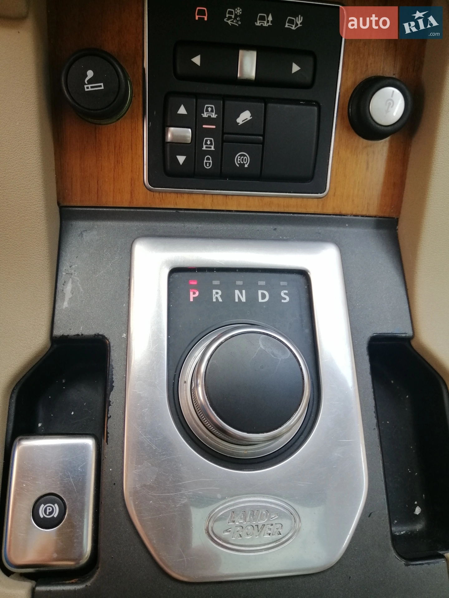 2014 Land Rover Discovery - мініатюра 2
