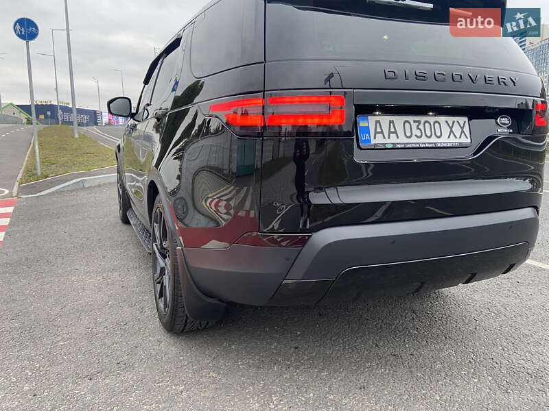 Позашляховик / Кросовер Land Rover Discovery 2017 в Києві