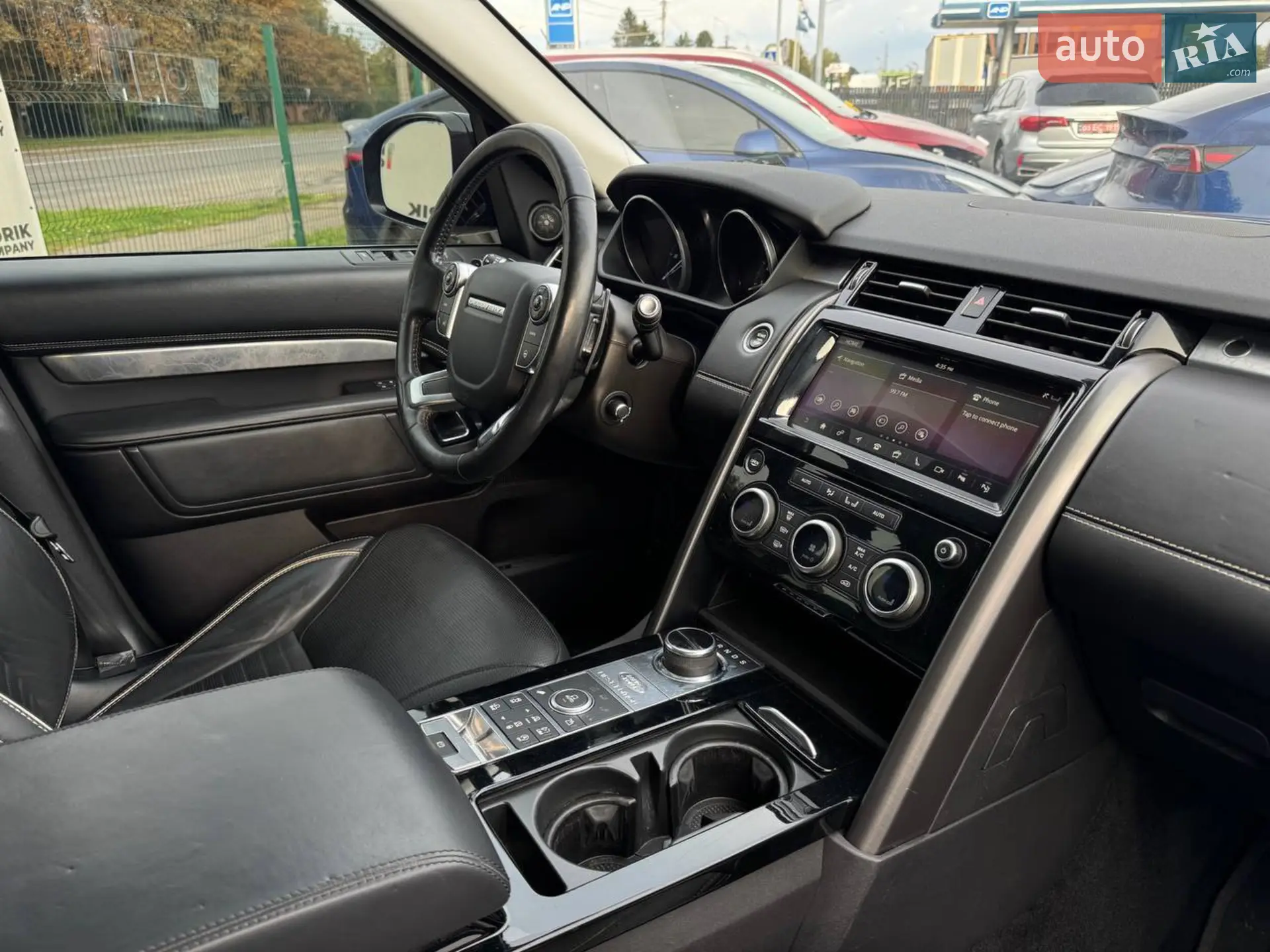 2017 Land Rover Discovery - мініатюра 17