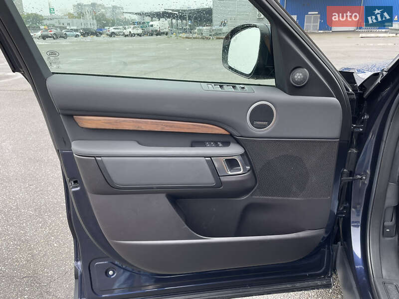 Внедорожник / Кроссовер Land Rover Discovery 2018 в Киеве