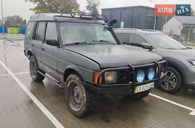 Внедорожник / Кроссовер Land Rover Discovery 1993 в Умани