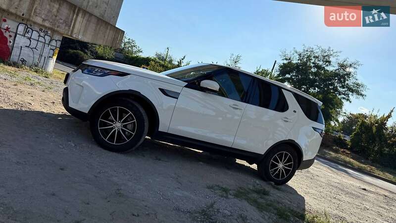 Позашляховик / Кросовер Land Rover Discovery 2018 в Дніпрі