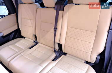 Внедорожник / Кроссовер Land Rover Discovery 2008 в 