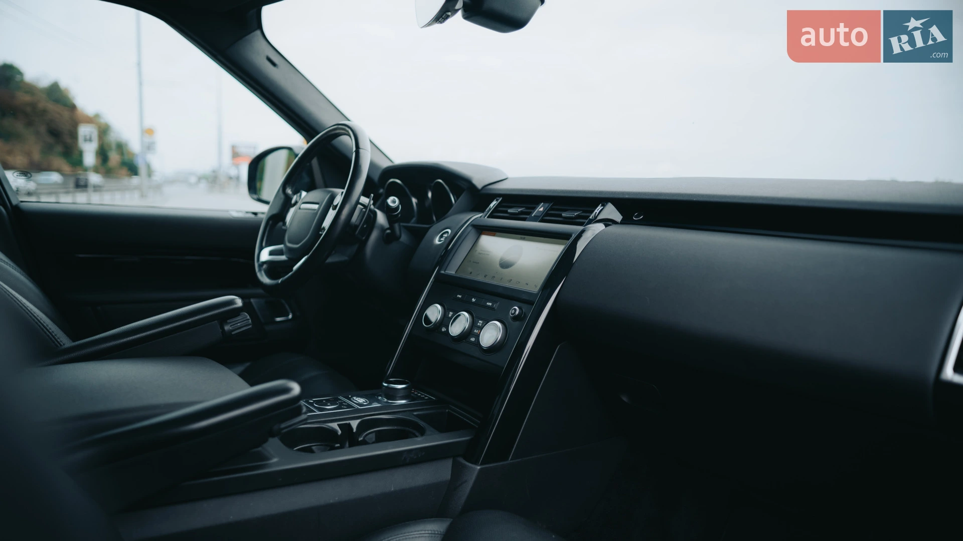2019 Land Rover Discovery - мініатюра 34