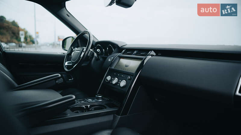 Позашляховик / Кросовер Land Rover Discovery 2019 в Києві фото 34 Позашляховик / Кросовер Land Rover Discovery 2019 в Києві