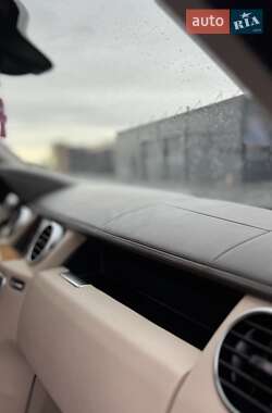 Позашляховик / Кросовер Land Rover Discovery 2016 в  фото 17 Позашляховик / Кросовер Land Rover Discovery 2016 в