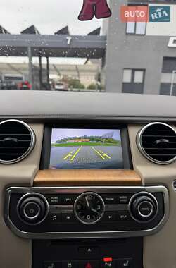 Позашляховик / Кросовер Land Rover Discovery 2016 в  фото 23 Позашляховик / Кросовер Land Rover Discovery 2016 в