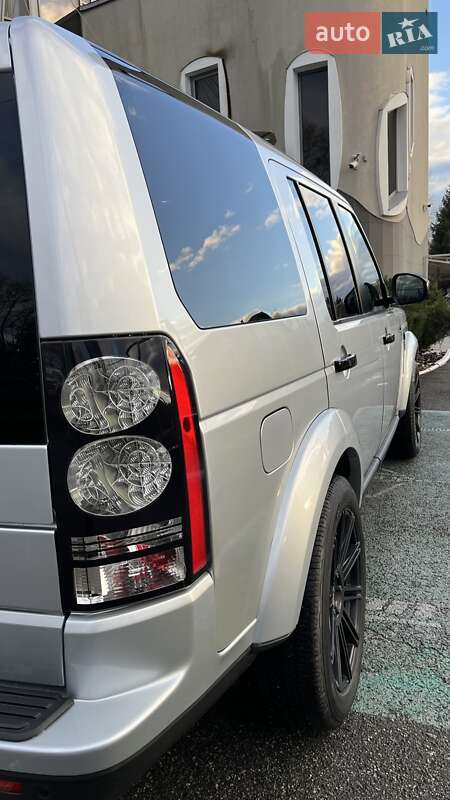 Внедорожник / Кроссовер Land Rover Discovery 2016 в Киеве