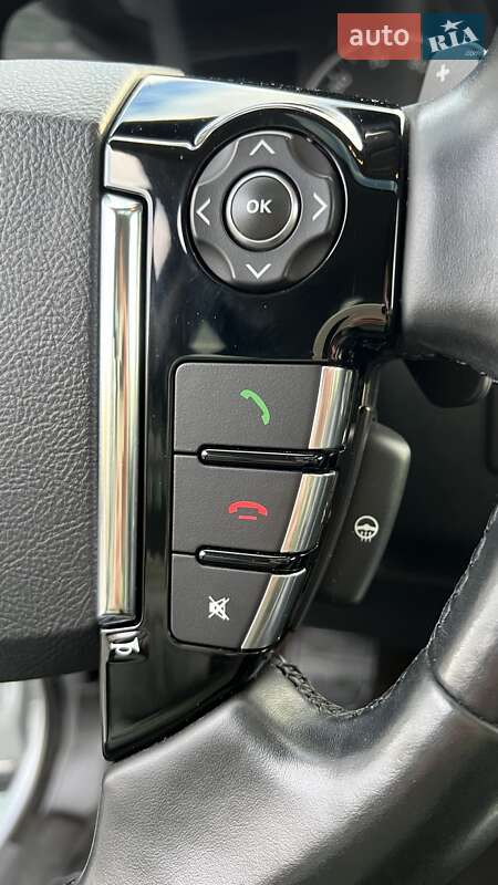 Внедорожник / Кроссовер Land Rover Discovery 2016 в Киеве