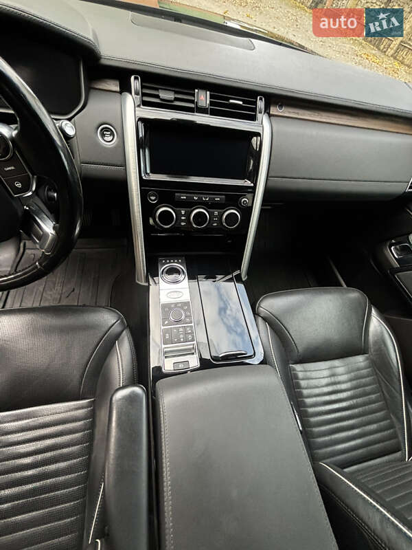 Внедорожник / Кроссовер Land Rover Discovery 2017 в Львове фото 11 Внедорожник / Кроссовер Land Rover Discovery 2017 в Львове