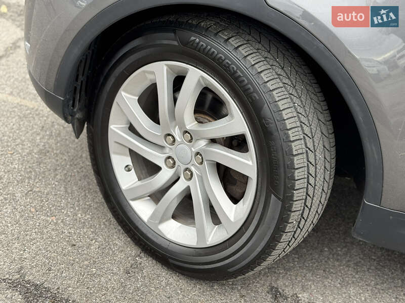 Внедорожник / Кроссовер Land Rover Discovery 2017 в Львове фото 38 Внедорожник / Кроссовер Land Rover Discovery 2017 в Львове