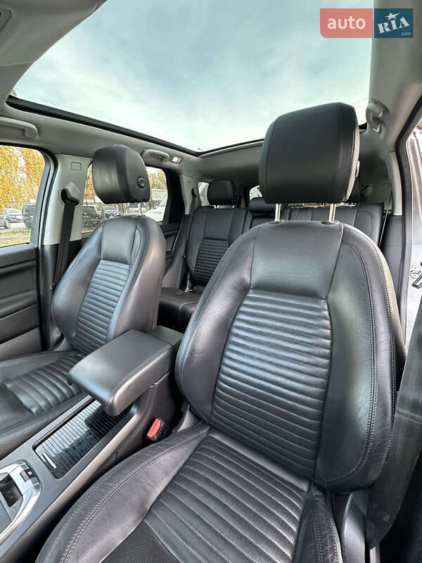 Внедорожник / Кроссовер Land Rover Discovery 2015 в Полтаве
