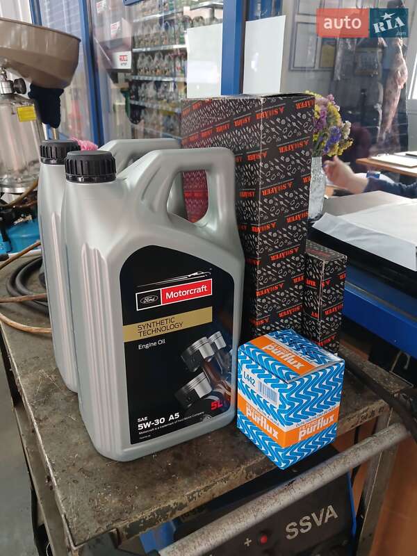 Внедорожник / Кроссовер Land Rover Discovery 2021 в Киеве