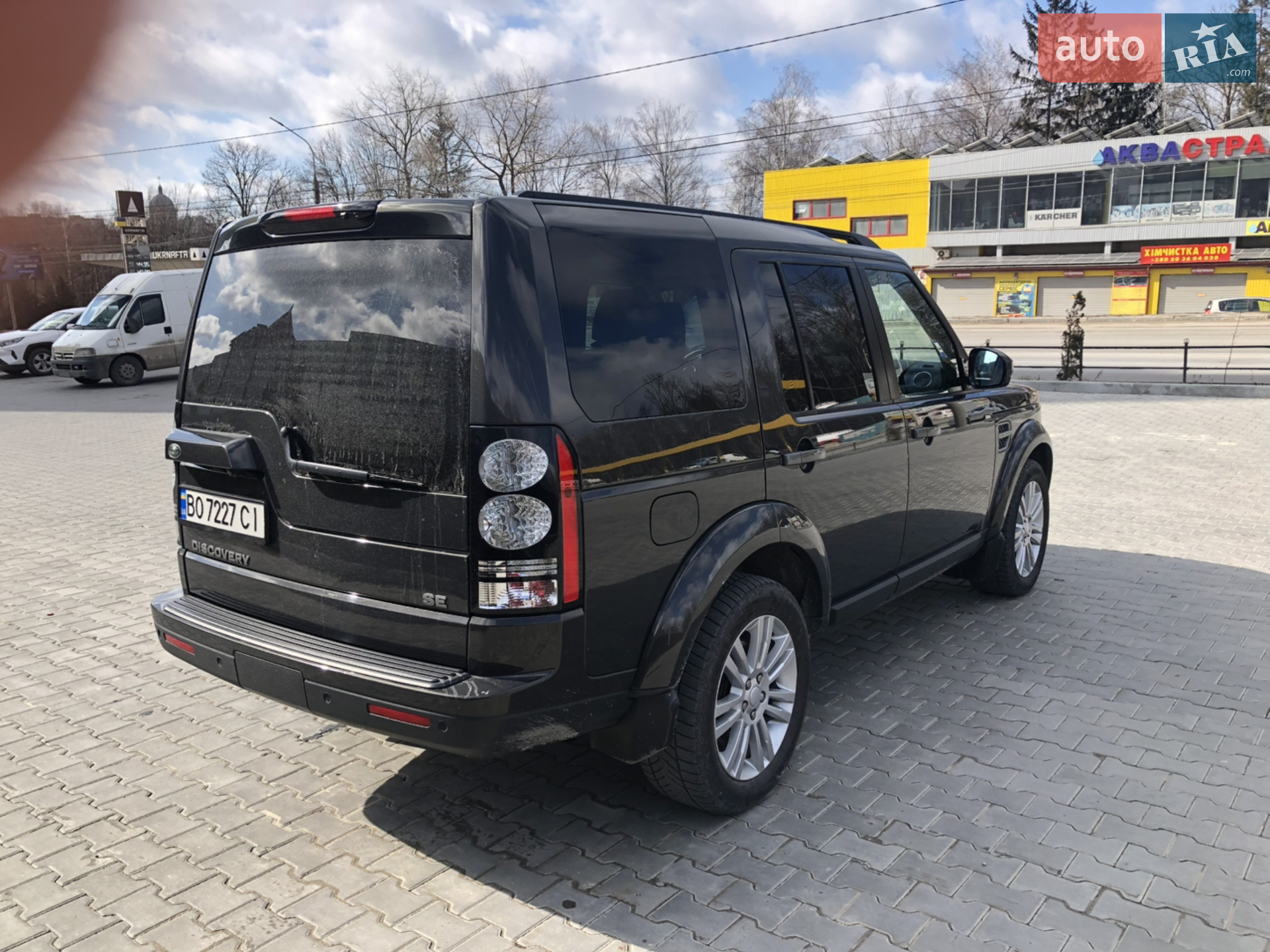 2015 Land Rover Discovery - мініатюра 12