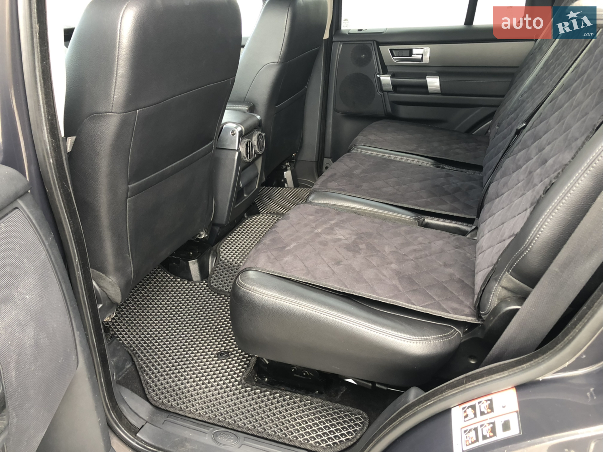 2015 Land Rover Discovery - мініатюра 15
