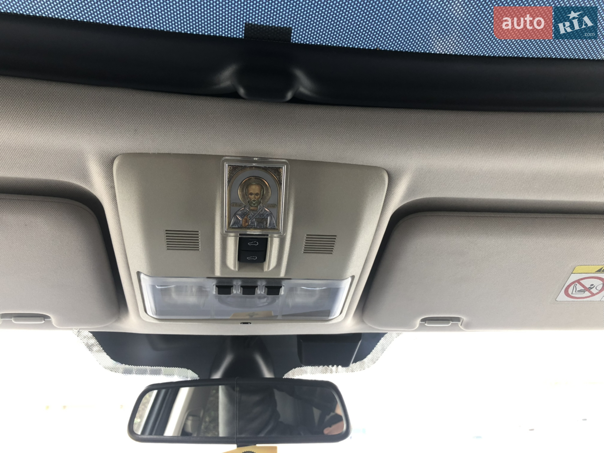 2015 Land Rover Discovery - мініатюра 28