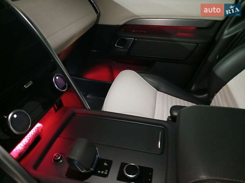 Внедорожник / Кроссовер Land Rover Discovery 2021 в Киеве