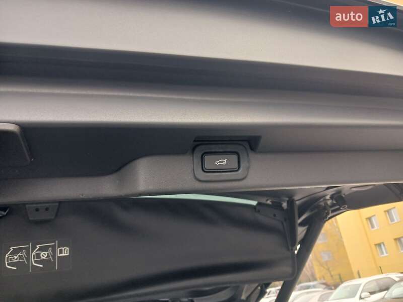 Внедорожник / Кроссовер Land Rover Discovery 2021 в Киеве