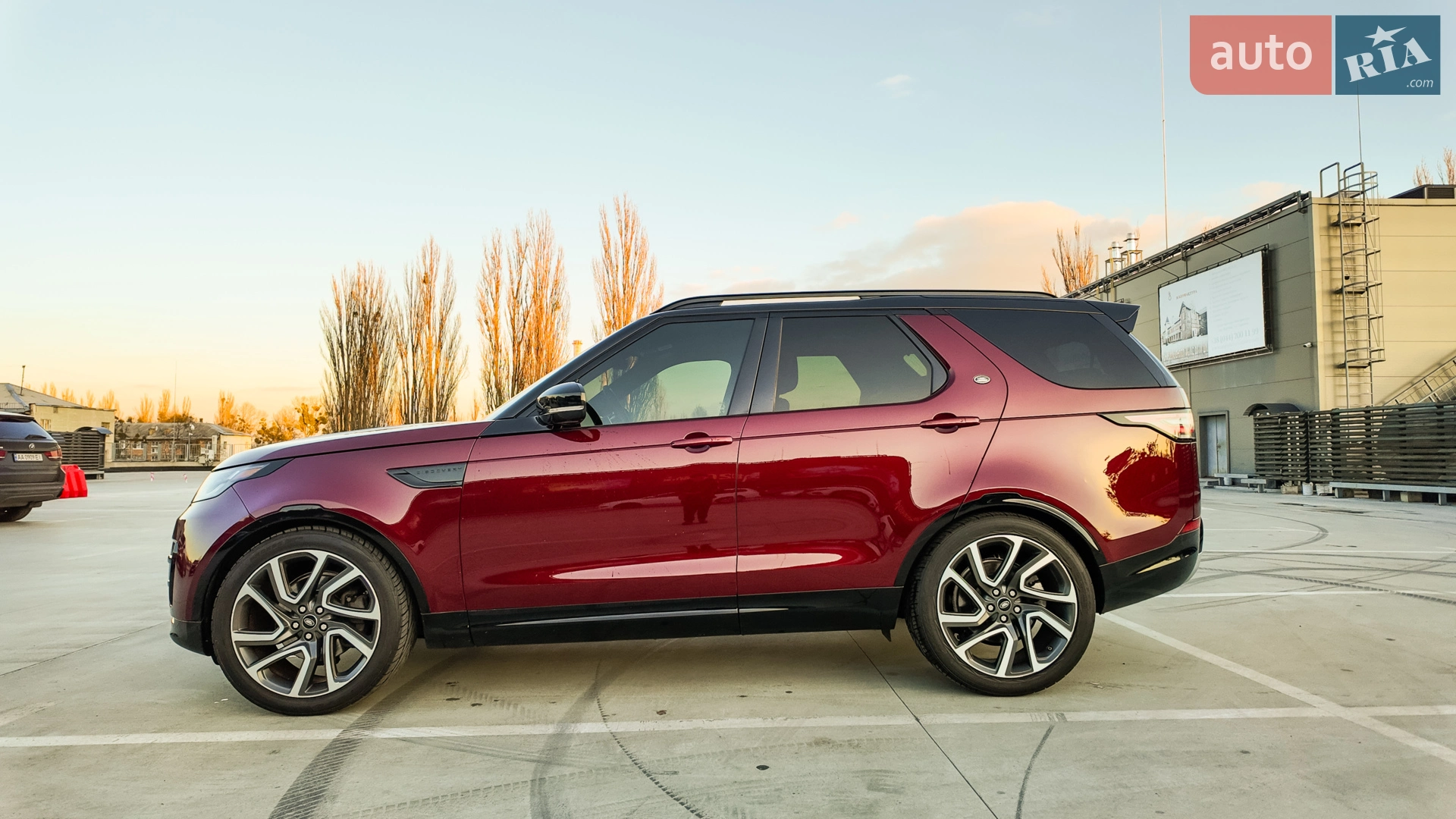 2017 Land Rover Discovery - мініатюра 3