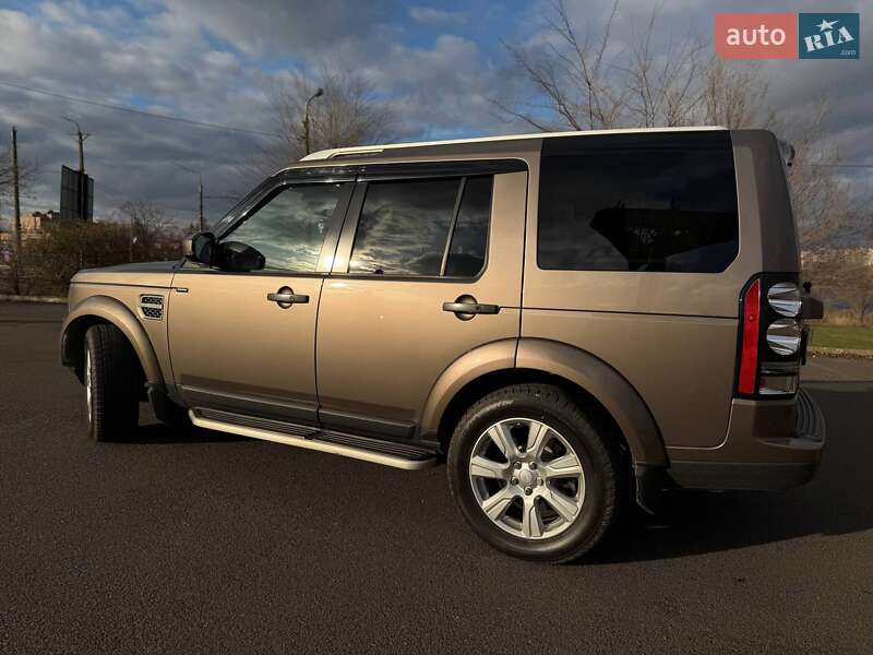 Внедорожник / Кроссовер Land Rover Discovery 2015 в Кривом Роге