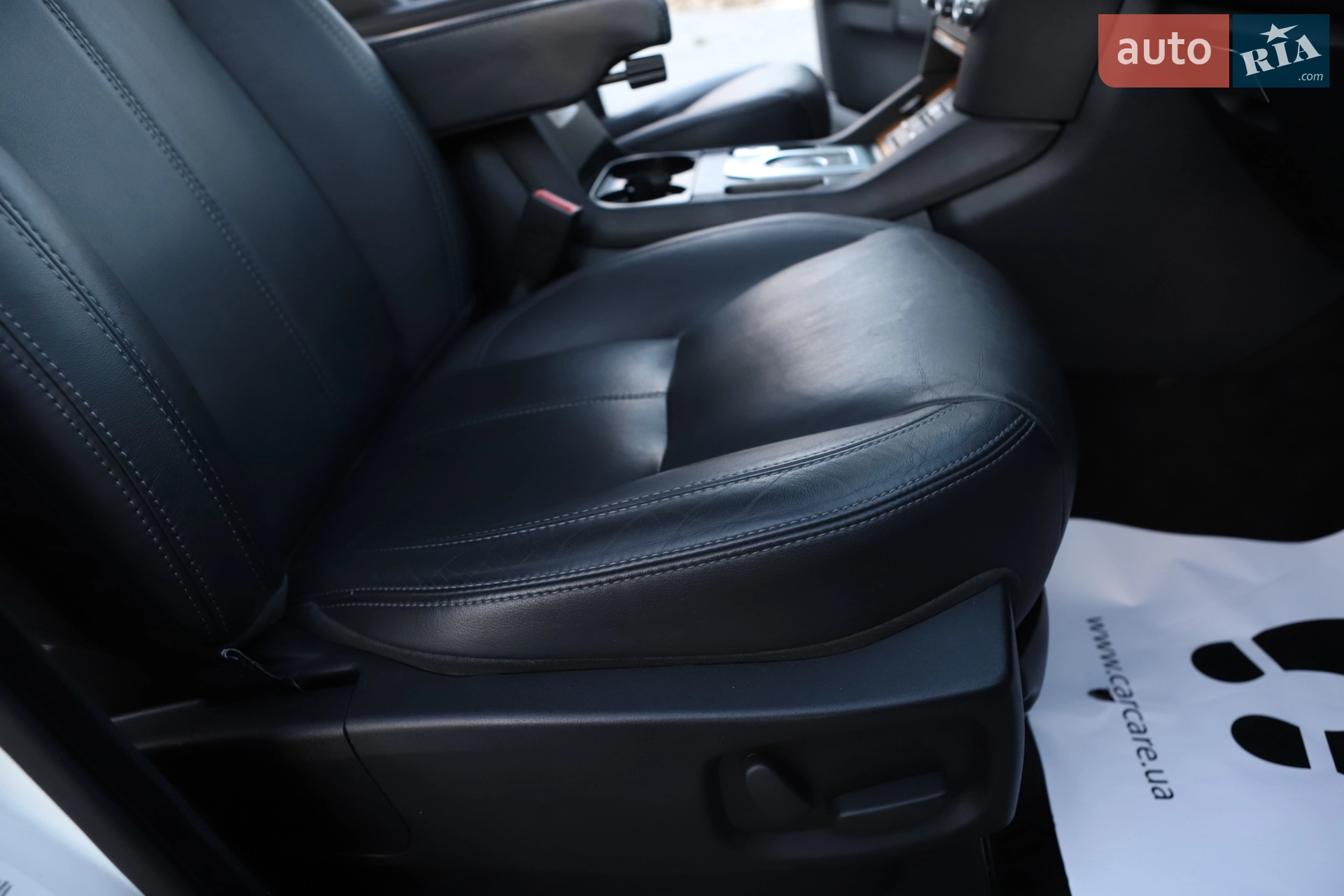 2015 Land Rover Discovery - мініатюра 77