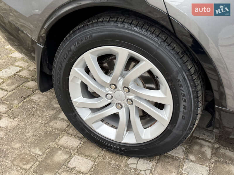 Позашляховик / Кросовер Land Rover Discovery 2017 в Ковелі