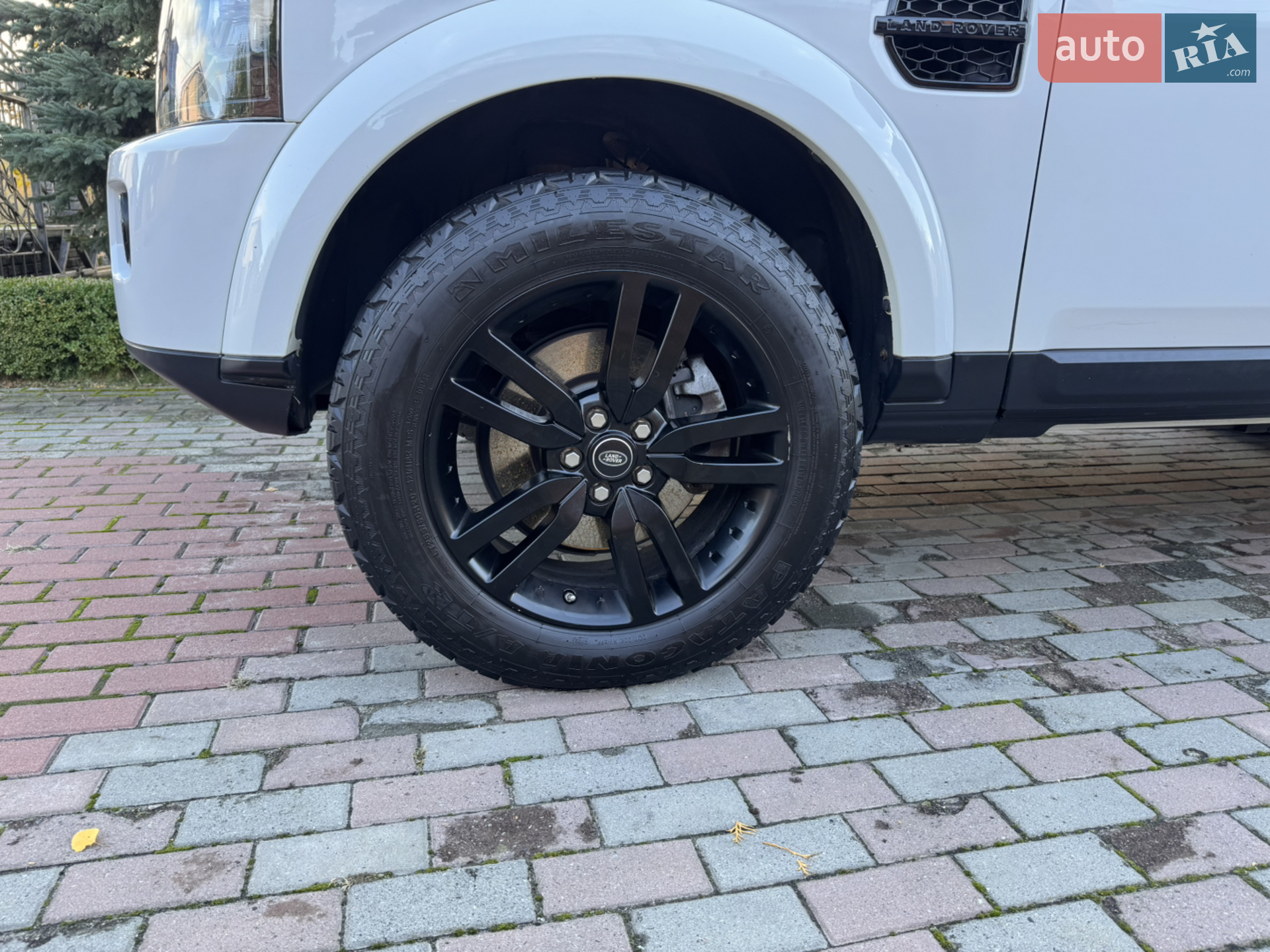 2016 Land Rover Discovery - мініатюра 19