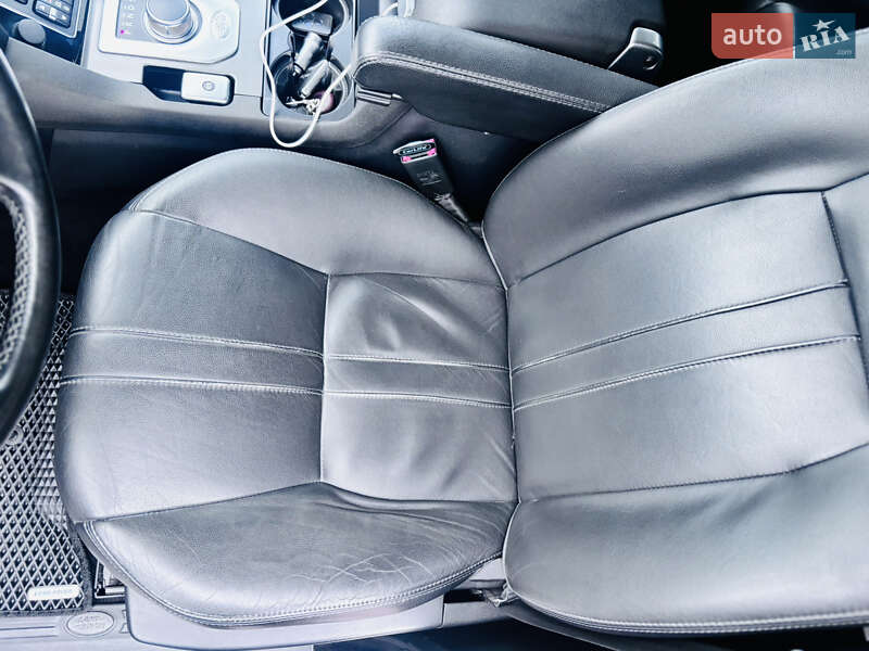 Внедорожник / Кроссовер Land Rover Discovery 2013 в Киеве