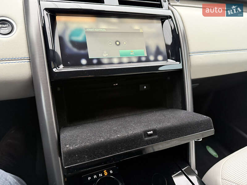 Внедорожник / Кроссовер Land Rover Discovery 2018 в Чернигове