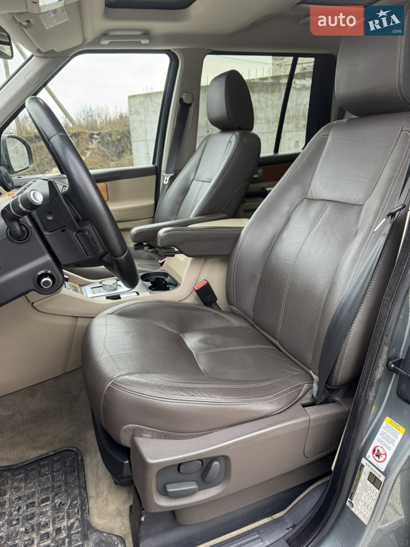 2014 Land Rover Discovery - мініатюра 15